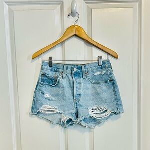 Levi's 501 Cut-Off Jeans Shorts Light Wash Denim High Rise Mini Women's 27